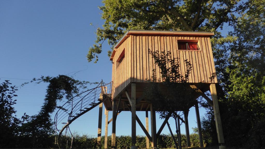 La Cabane Perchee Du Faucon Frechou-Frechet Екстериор снимка